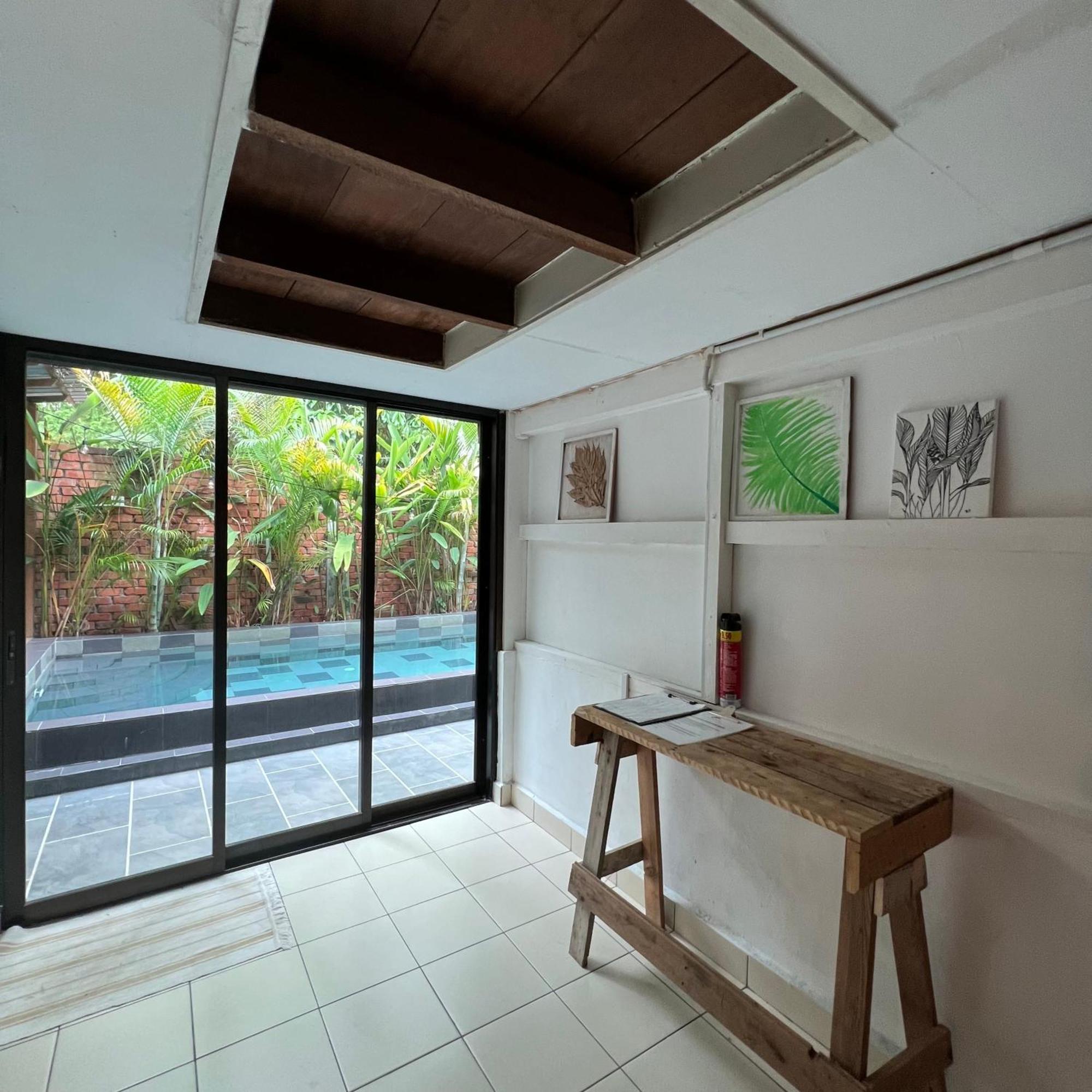 Вілла Kutum'S Wooden House - Private Pool, Breakfast & Cafe Лангкаві Екстер'єр фото